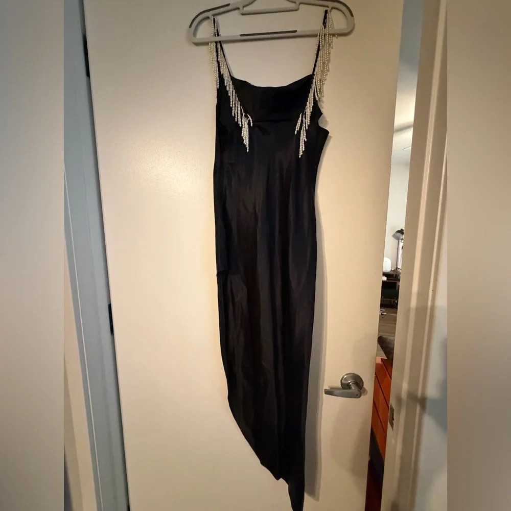 FLEUR DU MAL COWL NECK SLIP WITH PEARL TASSELS - Picture 6 of 8